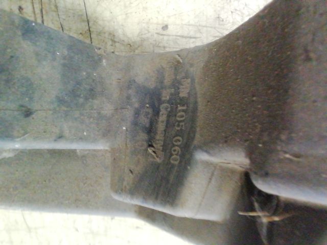 bontott MITSUBISHI COLT Jobb Fényszóró Tartó