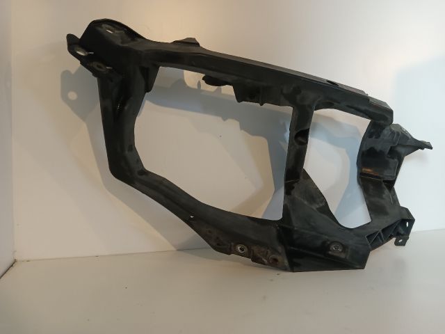 bontott MITSUBISHI COLT Jobb Fényszóró Tartó