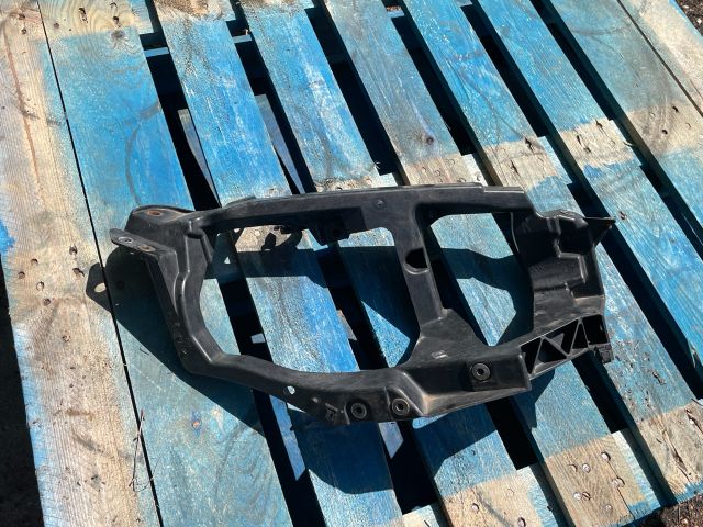 bontott MITSUBISHI COLT Jobb Fényszóró Tartó