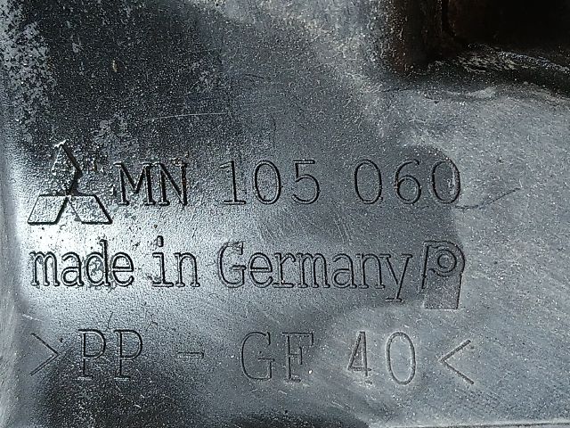 bontott MITSUBISHI COLT Jobb Fényszóró Tartó