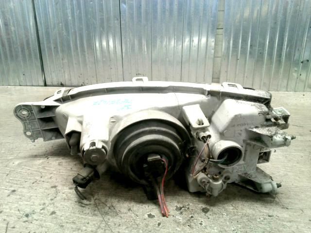 bontott MITSUBISHI COLT Jobb Fényszóró