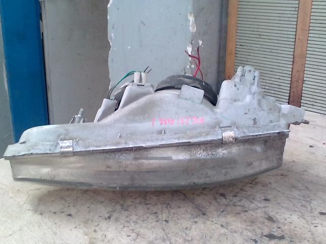 bontott MITSUBISHI COLT Jobb Fényszóró