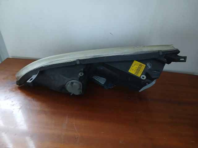 bontott MITSUBISHI COLT Jobb Fényszóró