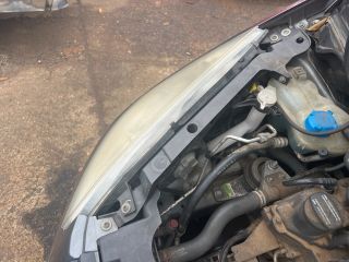 bontott MITSUBISHI COLT Jobb Fényszóró