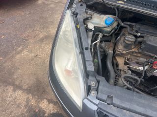 bontott MITSUBISHI COLT Jobb Fényszóró