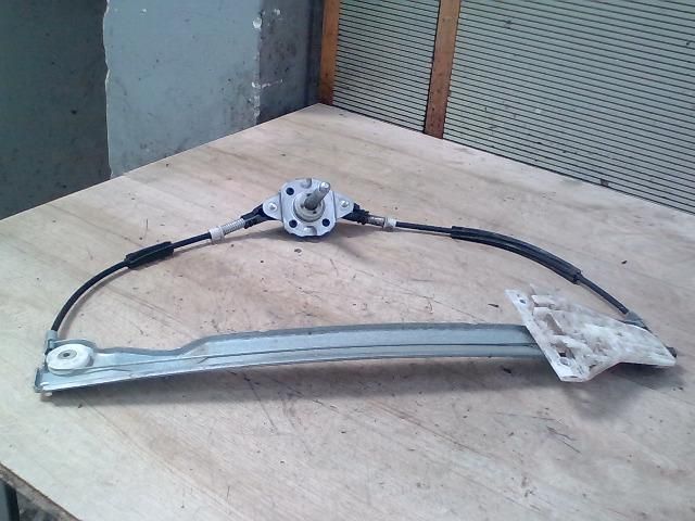 bontott MITSUBISHI COLT Jobb hátsó Ablakemelő Szerkezet (Mechanikus)