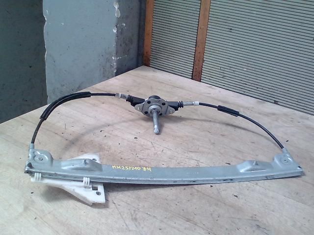 bontott MITSUBISHI COLT Jobb hátsó Ablakemelő Szerkezet (Mechanikus)