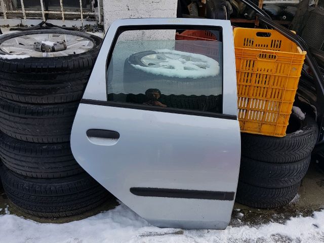 bontott MITSUBISHI COLT Jobb hátsó Ajtó (Részeivel)