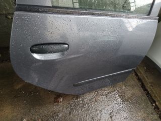 bontott MITSUBISHI COLT Jobb hátsó Ajtó (Részeivel)