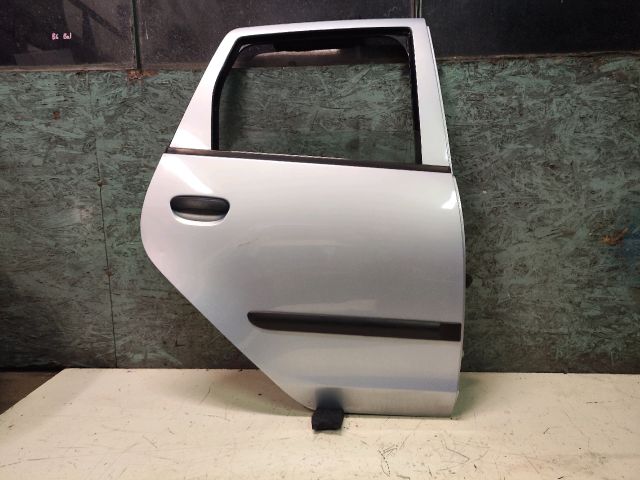 bontott MITSUBISHI COLT Jobb hátsó Ajtó (Részeivel)