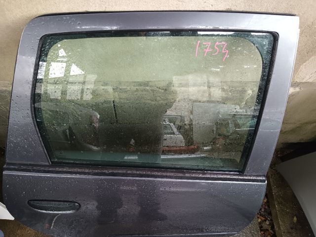 bontott MITSUBISHI COLT Jobb hátsó Ajtó (Részeivel)