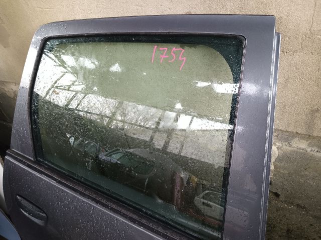 bontott MITSUBISHI COLT Jobb hátsó Ajtó (Részeivel)