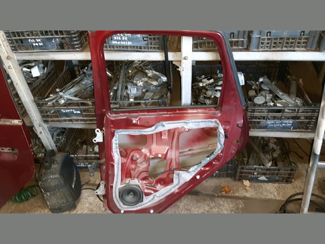 bontott MITSUBISHI COLT Jobb hátsó Ajtó (Üres lemez)