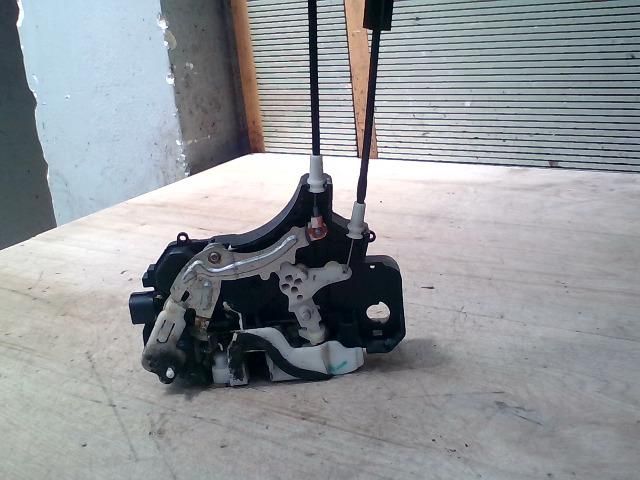 bontott MITSUBISHI COLT Jobb hátsó Ajtózár