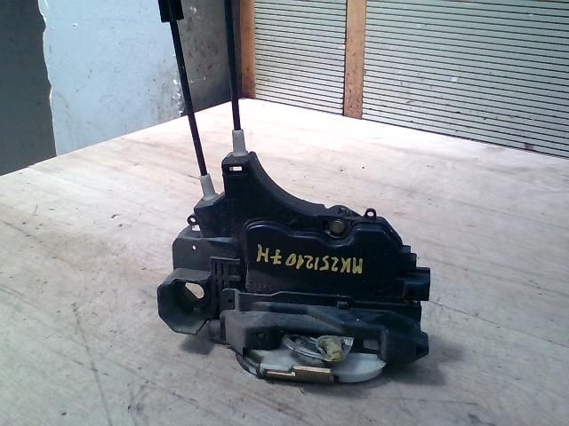 bontott MITSUBISHI COLT Jobb hátsó Ajtózár