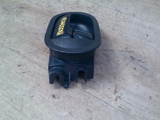 bontott MITSUBISHI COLT Jobb hátsó Belső Kilincs