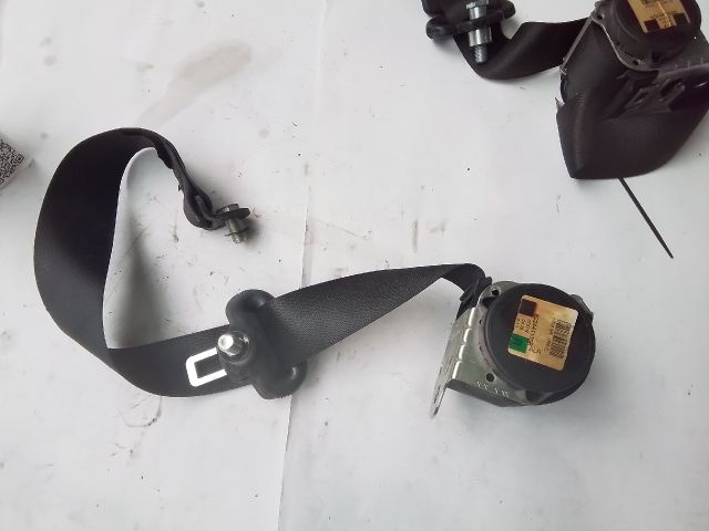 bontott MITSUBISHI COLT Jobb hátsó Biztonsági Öv