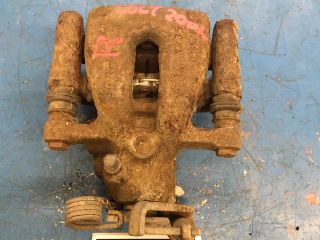 bontott MITSUBISHI COLT Jobb hátsó Féknyereg Munkahengerrel