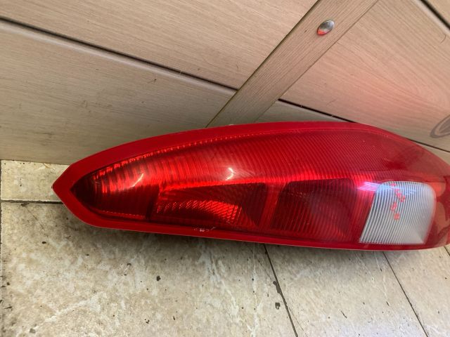 bontott MITSUBISHI COLT Jobb Hátsó Lámpa