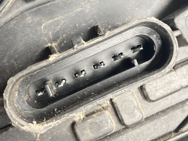 bontott MITSUBISHI COLT Jobb Hátsó Lámpa