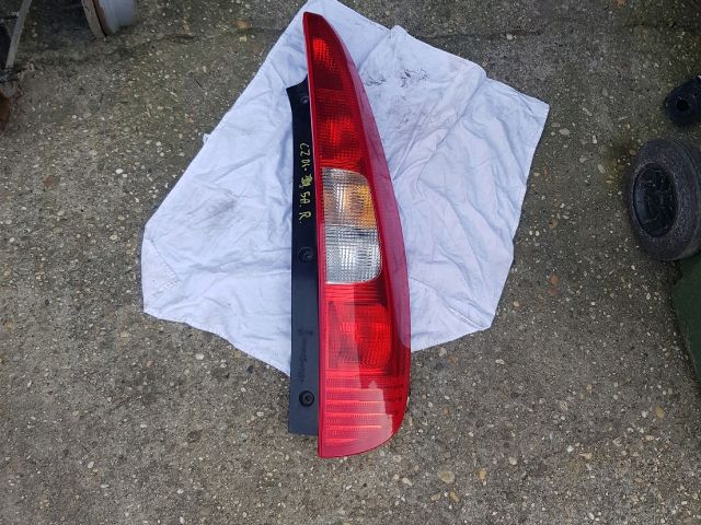 bontott MITSUBISHI COLT Jobb Hátsó Lámpa