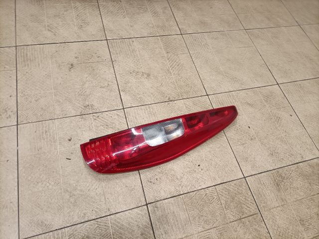 bontott MITSUBISHI COLT Jobb Hátsó Lámpa