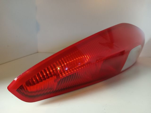 bontott MITSUBISHI COLT Jobb Hátsó Lámpa