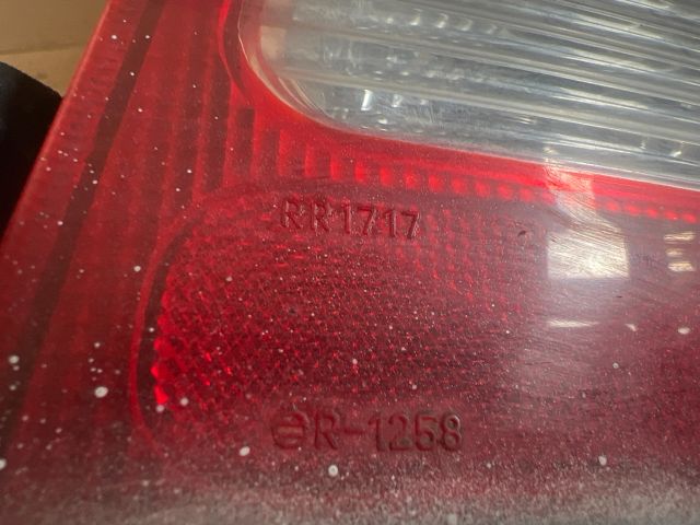 bontott MITSUBISHI COLT Jobb Hátsó Lámpa