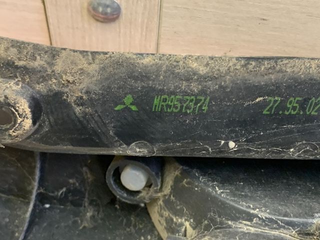 bontott MITSUBISHI COLT Jobb Hátsó Lámpa