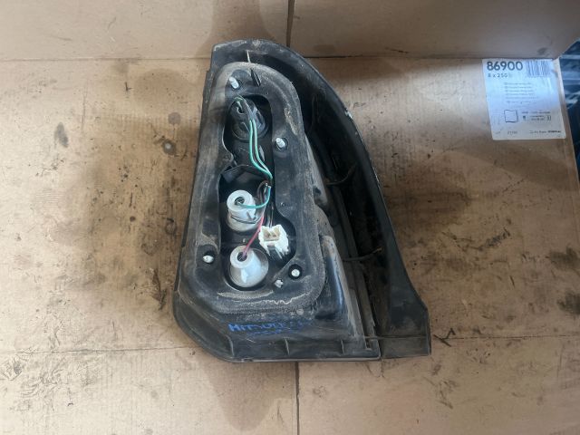 bontott MITSUBISHI COLT Jobb Hátsó Lámpa