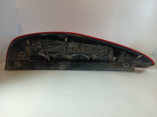 bontott MITSUBISHI COLT Jobb Hátsó Lámpa