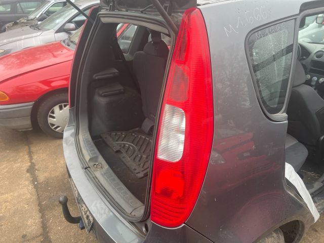 bontott MITSUBISHI COLT Jobb Hátsó Lámpa