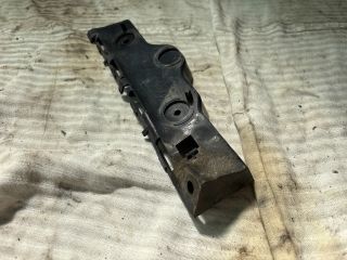 bontott MITSUBISHI COLT Jobb hátsó Lökhárító Tartó (Műanyag)