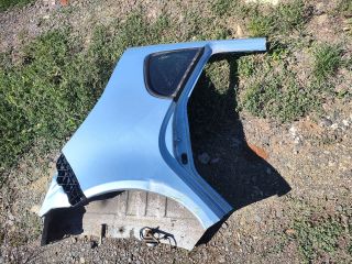 bontott MITSUBISHI COLT Jobb hátsó Negyed Karosszéria Csomag