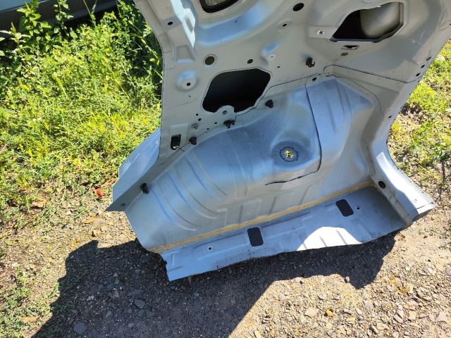 bontott MITSUBISHI COLT Jobb hátsó Negyed Karosszéria Csomag