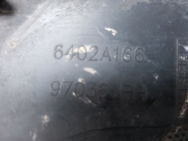 bontott MITSUBISHI COLT Jobb Ködfényszóró Lámpakeret