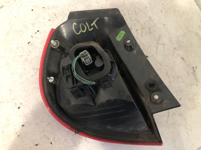 bontott MITSUBISHI COLT Jobb Külső Hátsó Lámpa