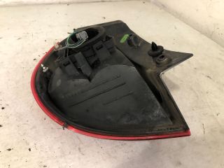 bontott MITSUBISHI COLT Jobb Külső Hátsó Lámpa