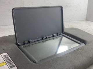 bontott MITSUBISHI COLT Jobb Napellenző