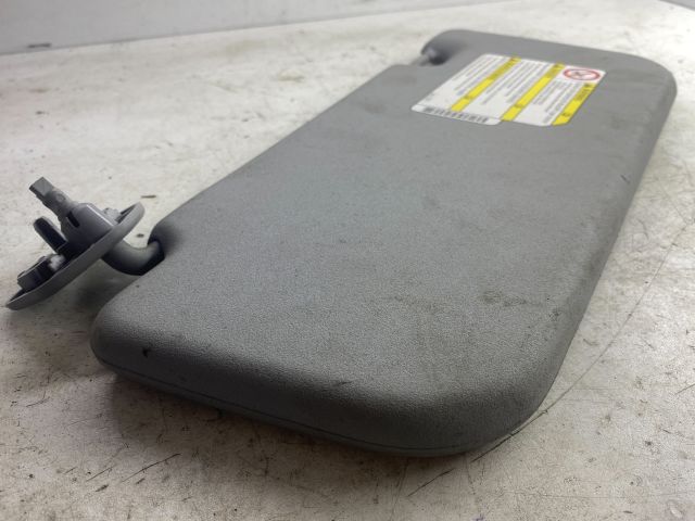 bontott MITSUBISHI COLT Jobb Napellenző