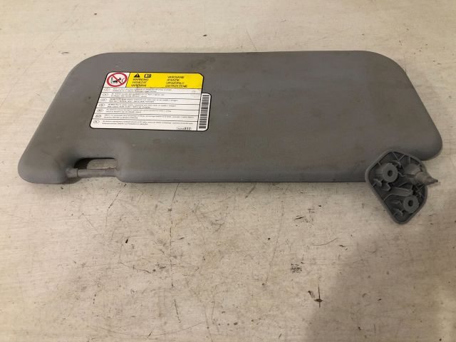 bontott MITSUBISHI COLT Jobb Napellenző