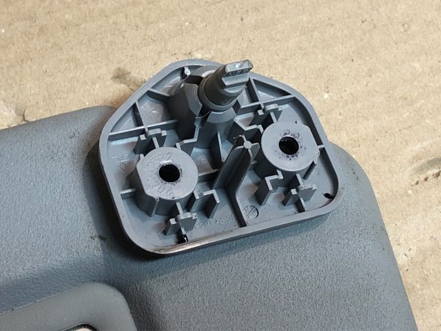 bontott MITSUBISHI COLT Jobb Napellenző