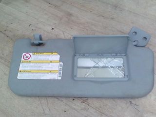 bontott MITSUBISHI COLT Jobb Napellenző