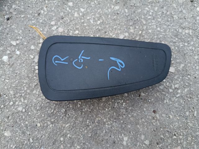 bontott MITSUBISHI COLT Jobb Oldallégzsák