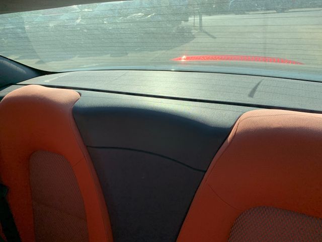 bontott MITSUBISHI COLT Kalaptartó