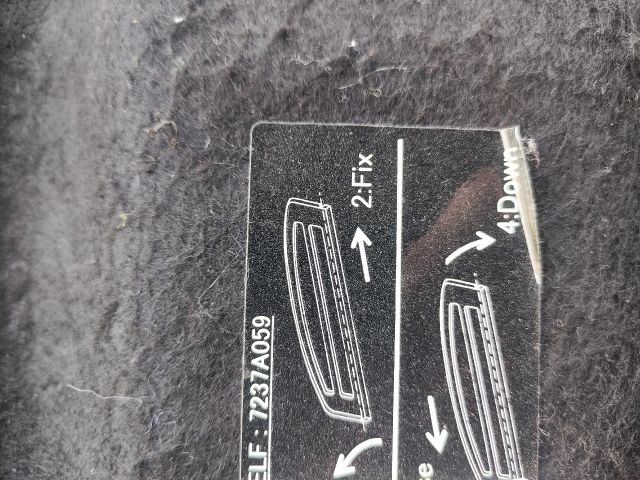 bontott MITSUBISHI COLT Kalaptartó