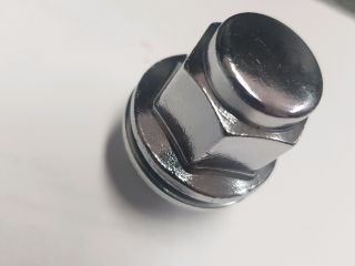 bontott MITSUBISHI COLT Kerék Csavar Szett