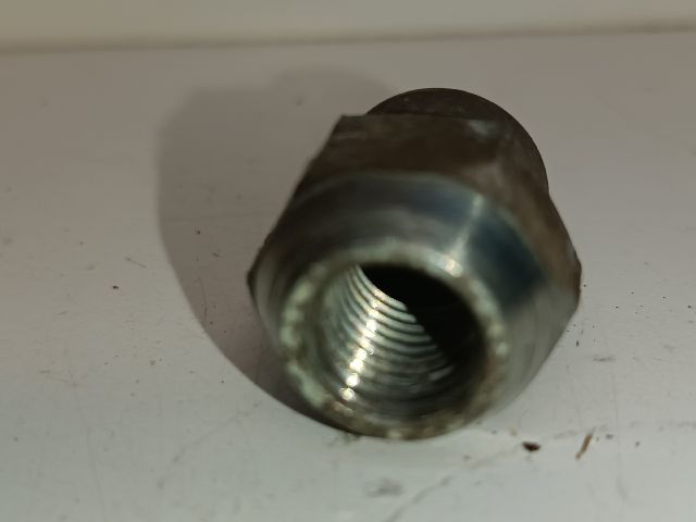 bontott MITSUBISHI COLT Kerék Csavar Szett