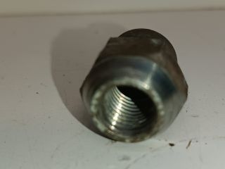 bontott MITSUBISHI COLT Kerék Csavar Szett