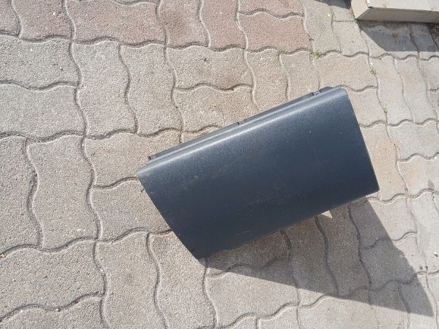 bontott MITSUBISHI COLT Kesztyűtartó